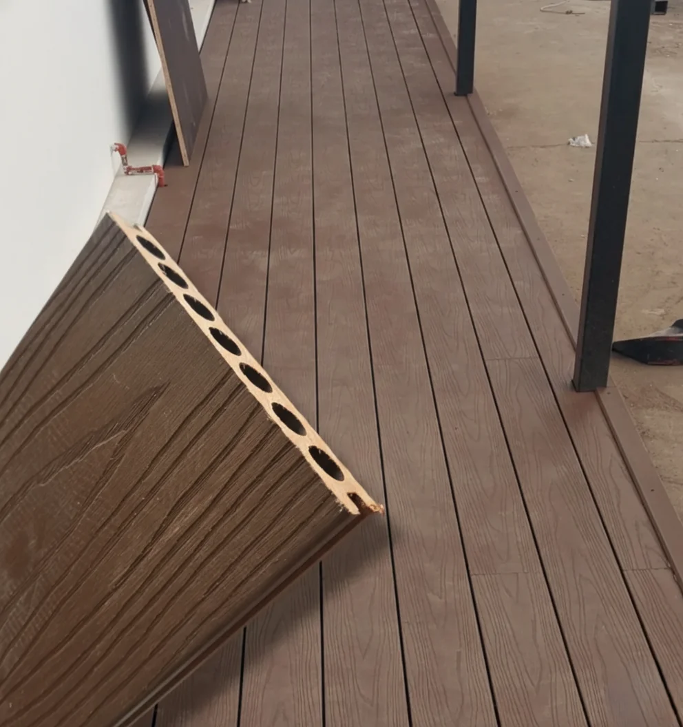 Piso Deck WPC - 15cms x 2.90mts x 2cms - Imagen 1