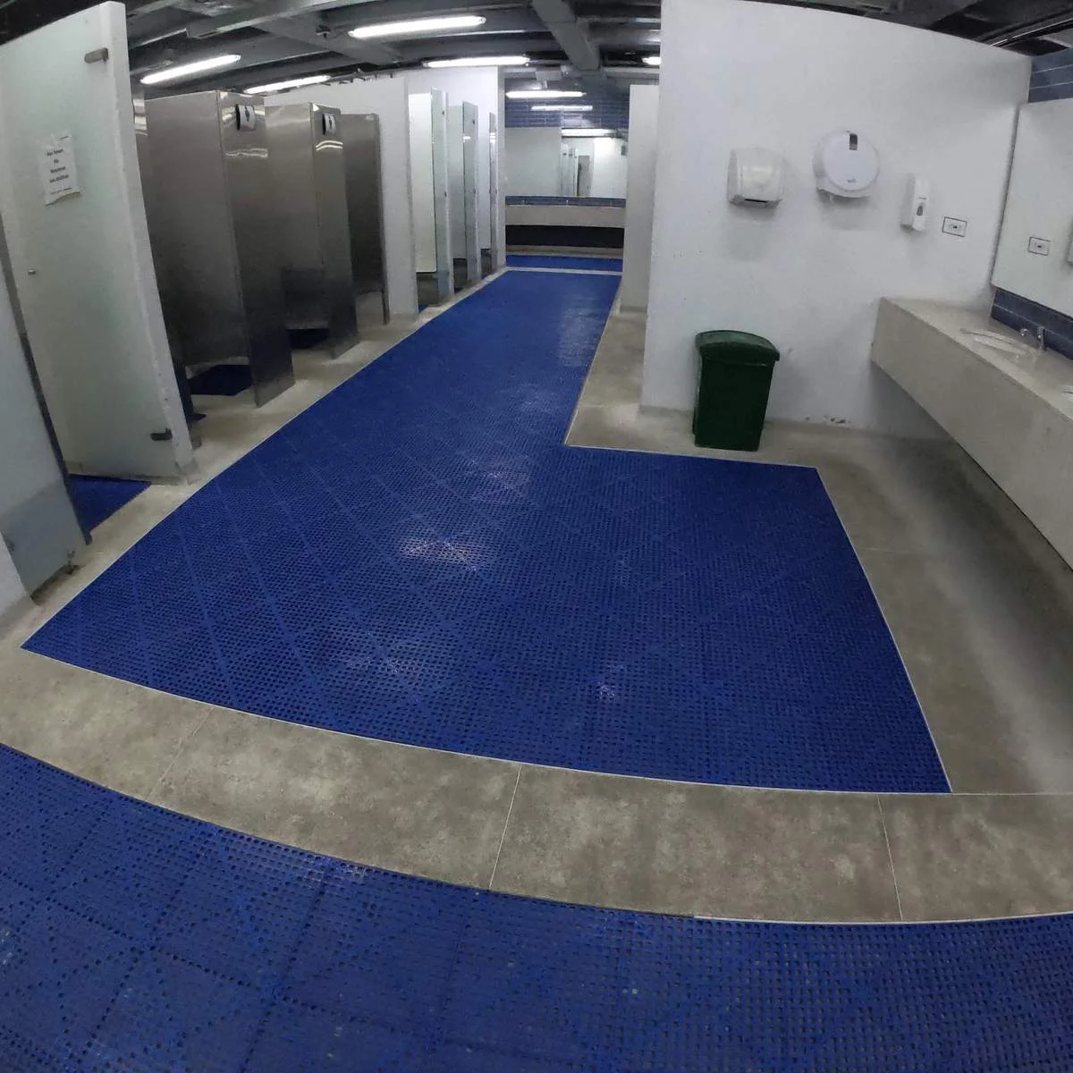 Piso Antideslizante Modular | Para Zonas Húmedas - Imagen 4