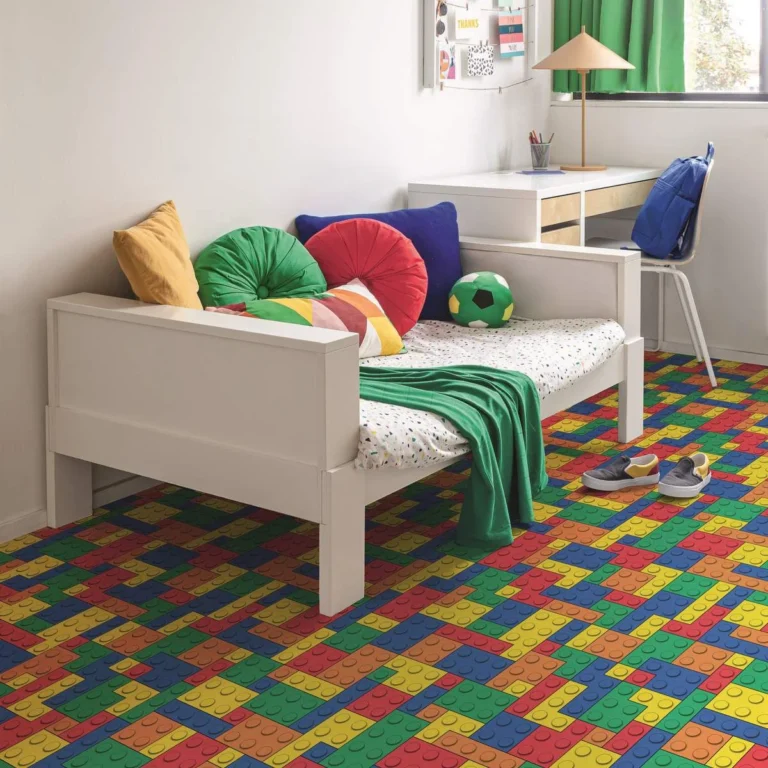 piso para niños Nova Blocks diseño lúdico de bloques coloridos StarHouse