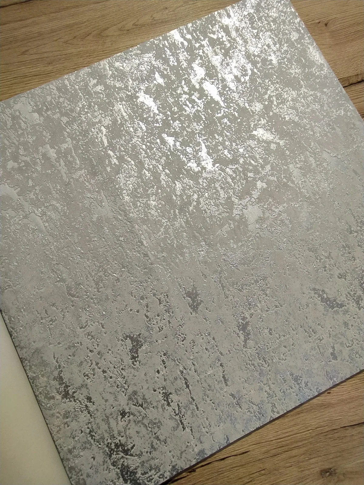 Papel de colgadura – SKU 100491 Lote UA - Imagen 2