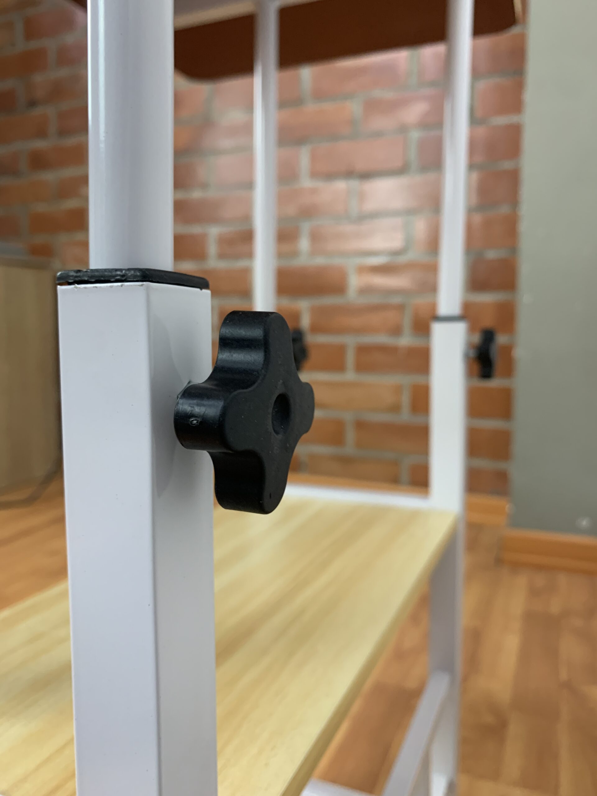 Escritorio plegable y altura regulable - Imagen 6