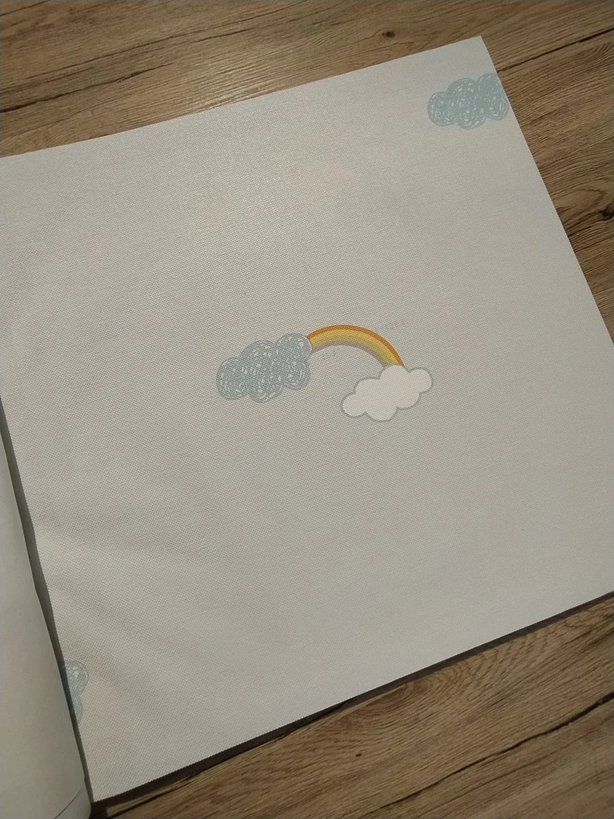 Papel de colgadura – SKU 8902-1 Lote 27.01.21 - Imagen 2