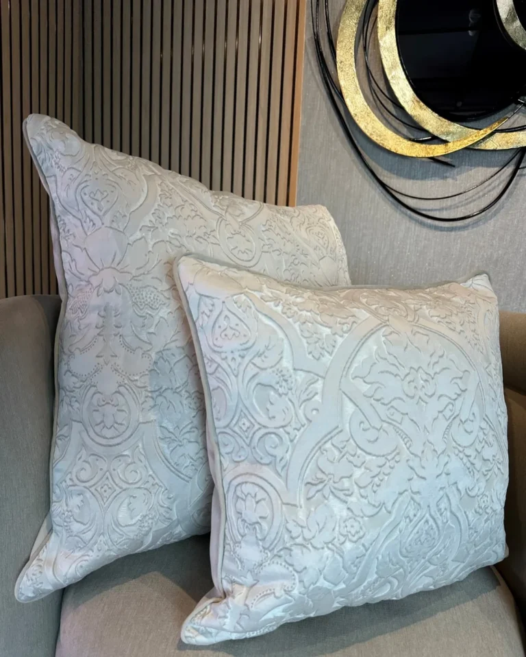 COJÍN DECORATIVO – CM4560 Sin Relleno