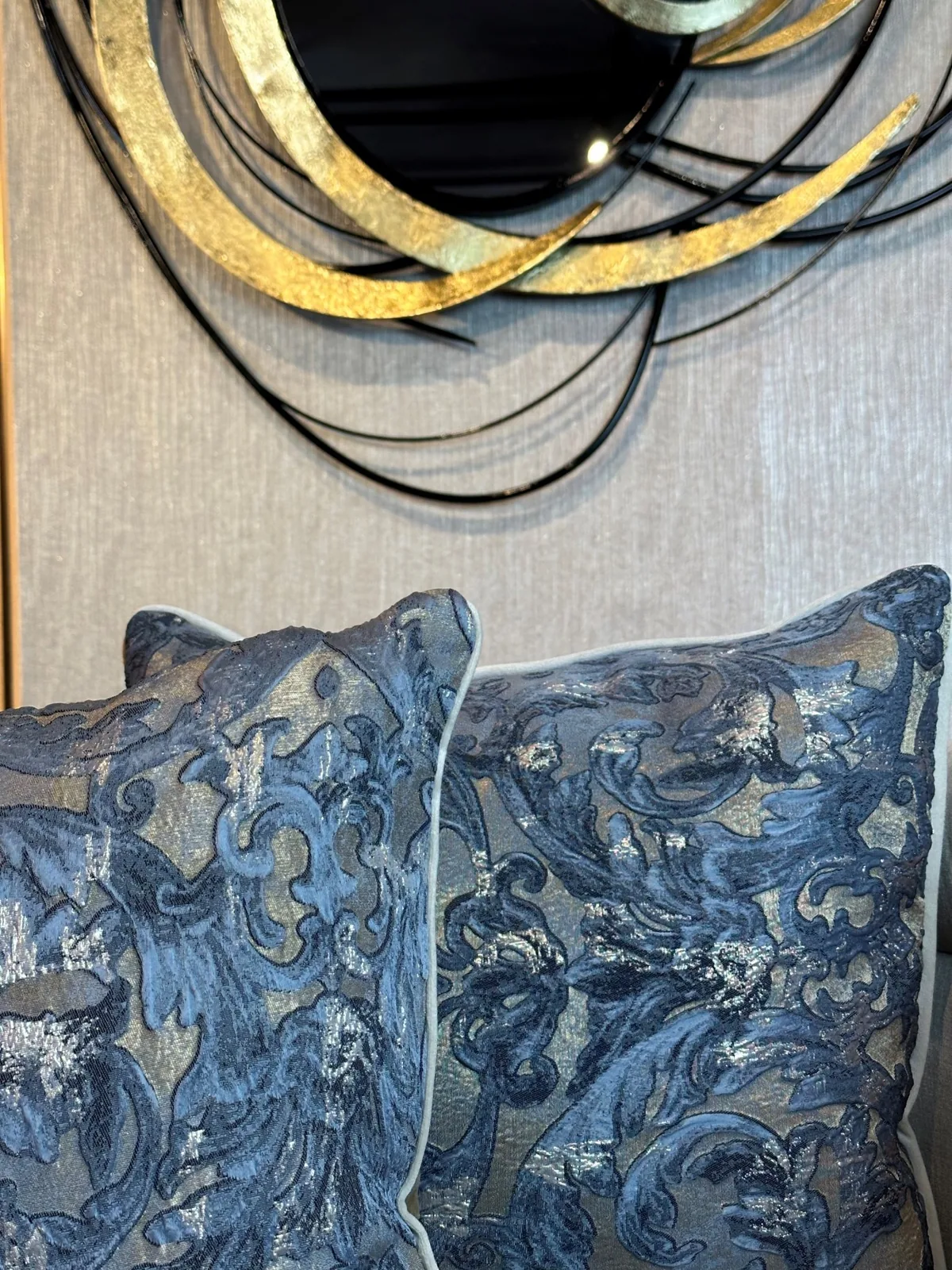 COJÍN DECORATIVO – CM6048 Sin Relleno - Imagen 2