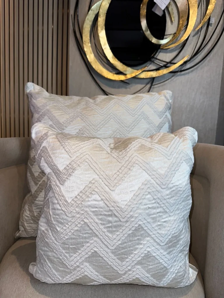 COJÍN DECORATIVO – CM6052 Sin Relleno