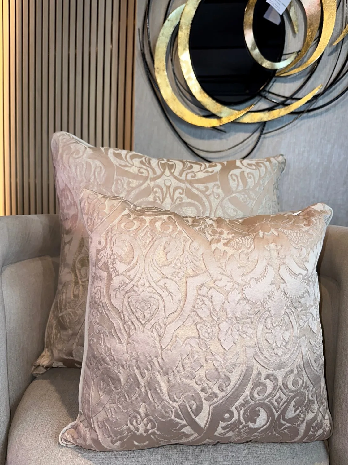 COJÍN DECORATIVO – CM6061 Sin Relleno - Imagen 1