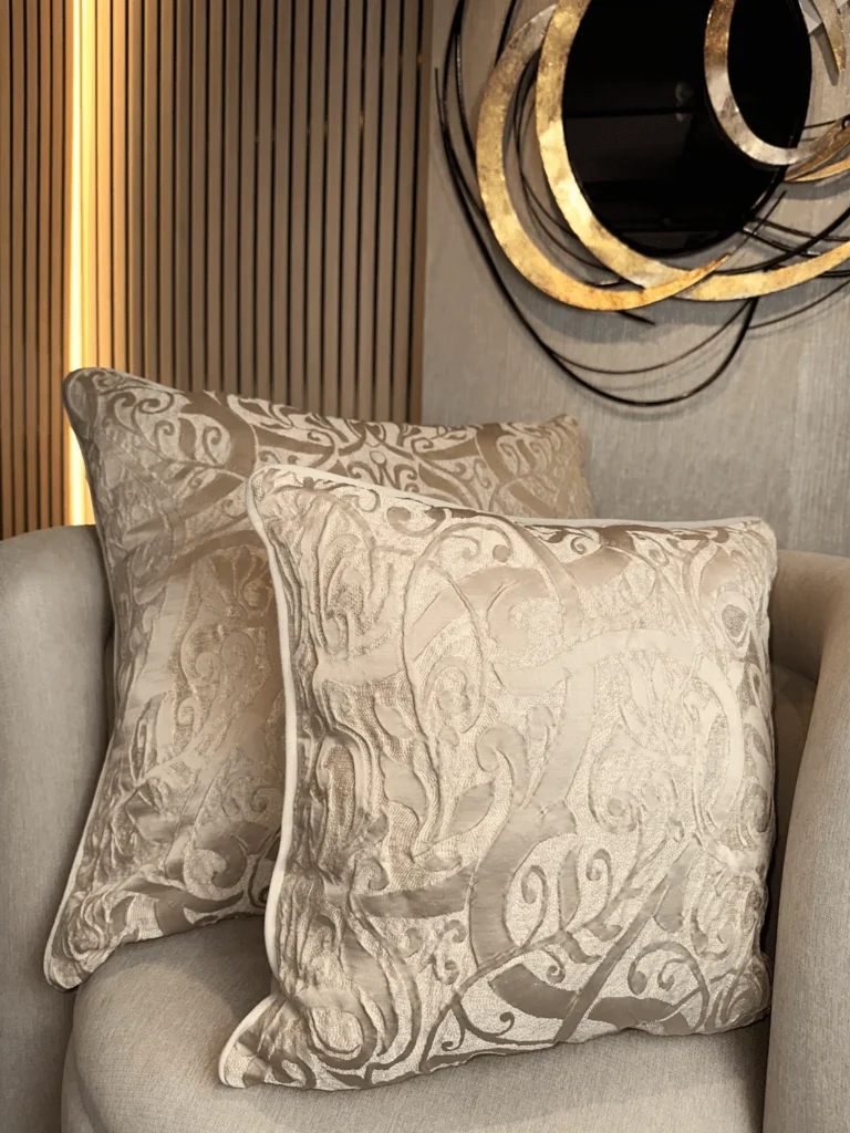 COJÍN DECORATIVO – CM6066 Sin Relleno