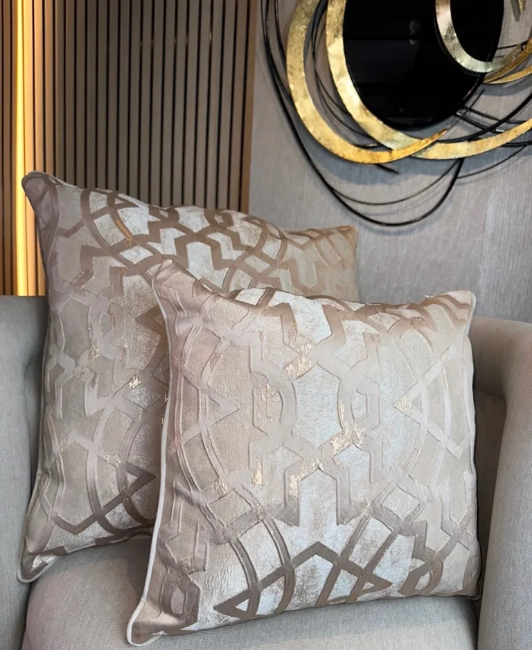 COJÍN DECORATIVO – CM6069 Sin Relleno