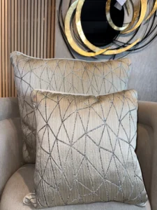 COJÍN DECORATIVO – CM6073 Sin Relleno