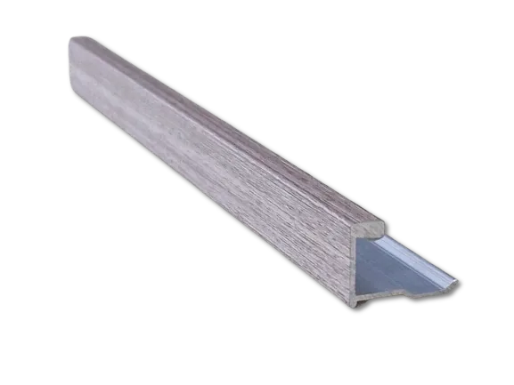 Perfil para WPC Interior – SKU AL223-90227 - Imagen 1