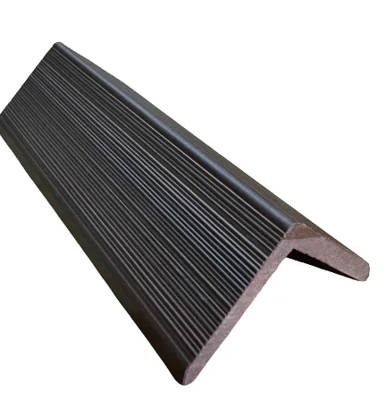 Esquineros para WPC Exterior – SKU W-CF01L - Imagen 1